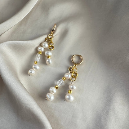 Gracefull Örhängen - Sötvattenspärlor Bergkristall Guld Sverige - designbybrandeby