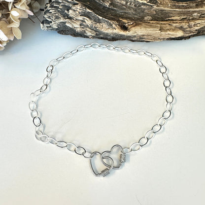 Two Silver Hearts Halsband