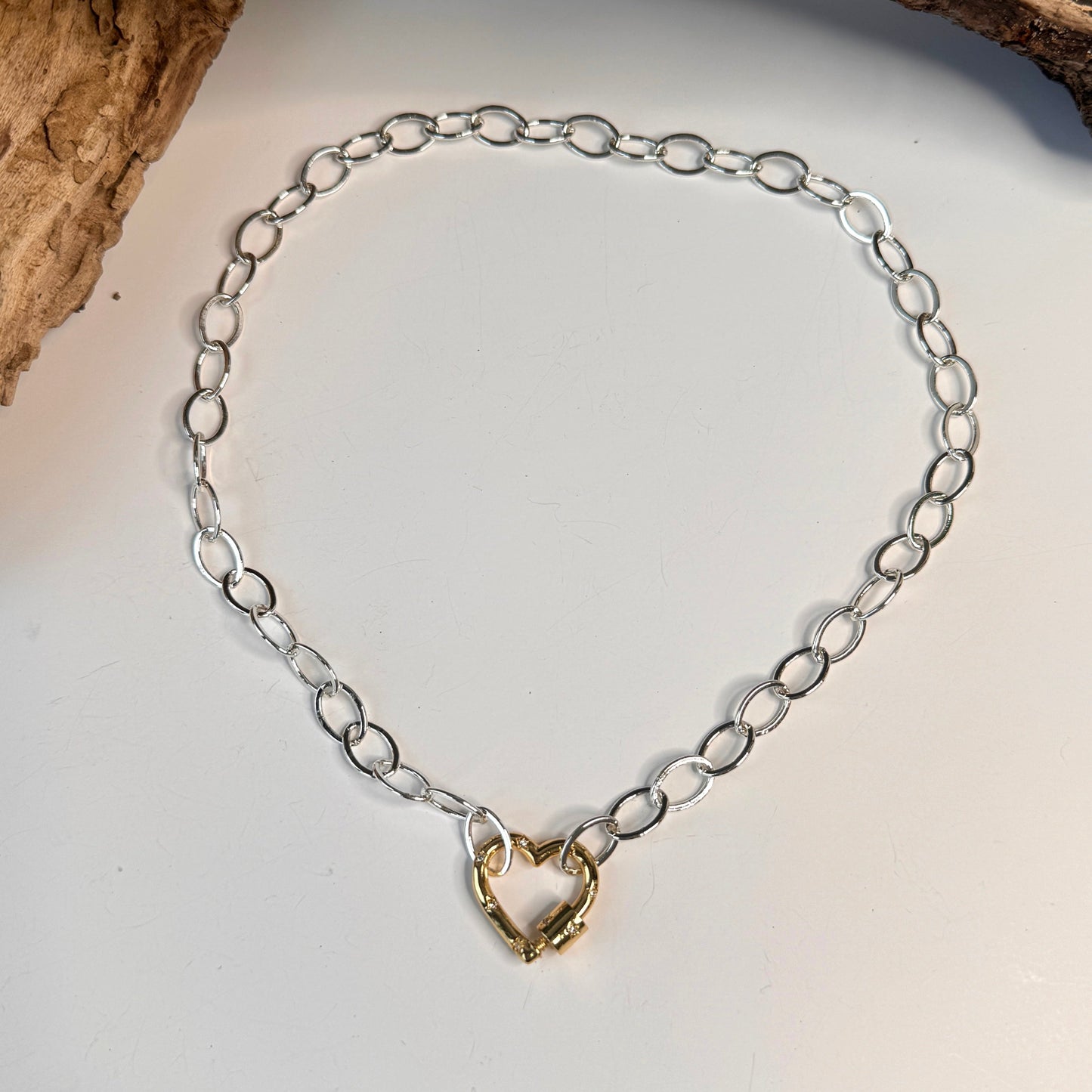 Short Gold Heart Halsband