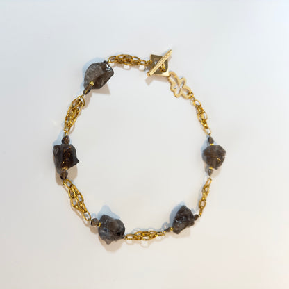 Smoky Quartz Halsband – Rå Smoky Quartz, Bergkristall & 18K Guld