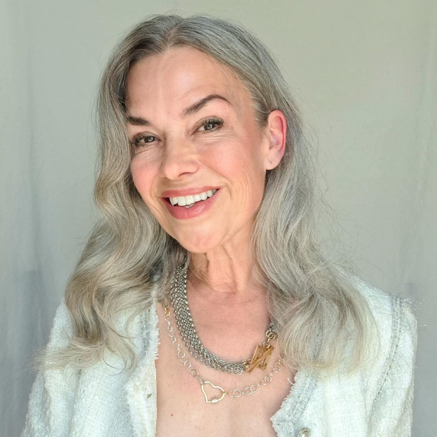 Gold Power Halsband - Flexibelt Statement-smycke | Design by Brandeby unikt flexibelt