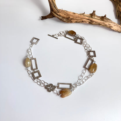 handgjort halsband bär det kort eller långt med ädelsten citriner och kedja i silver