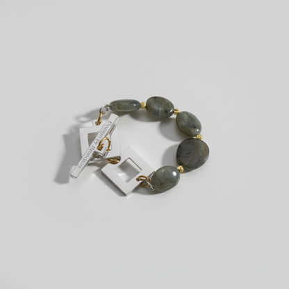 Labradorit Statement Armband - Design by Brandeby