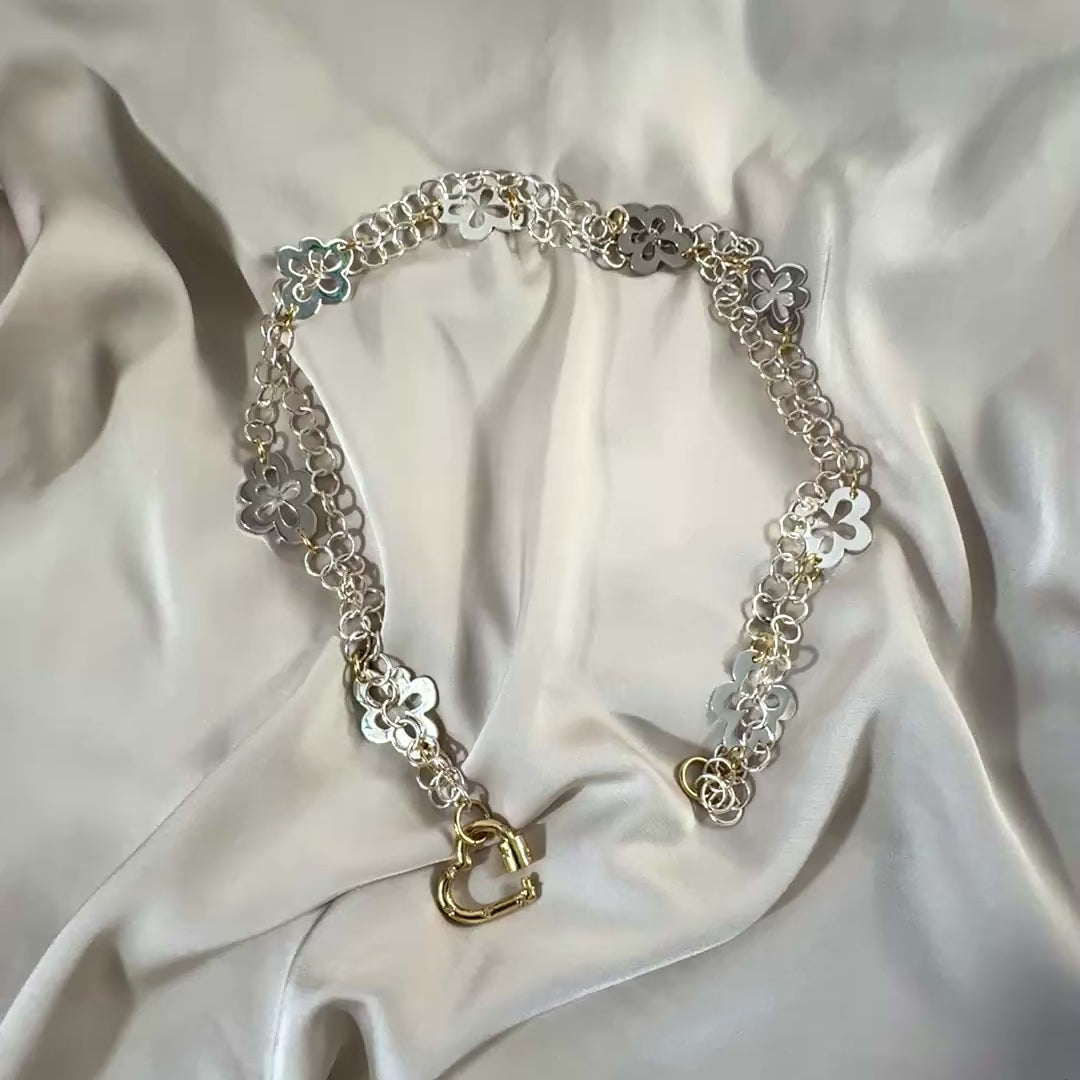 Long Silver Flower Halsband Silver & Guld 45-90 cm - Design by Brandeby
