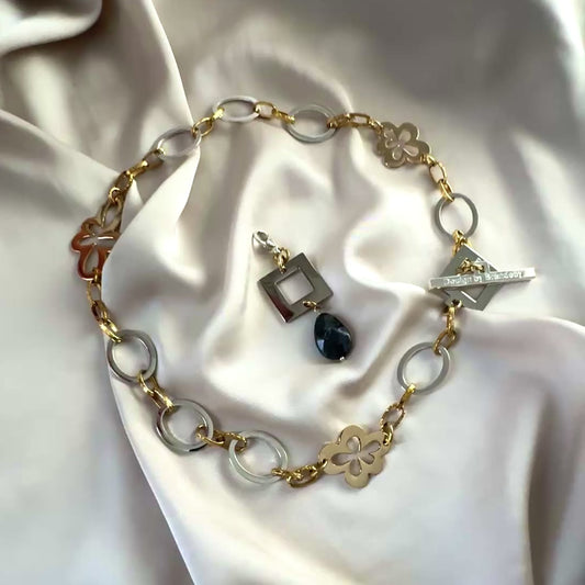 video på Halsband Labradorit Sterling Silver 18K Guld - 50cm - Blå Grön - design by brandeby