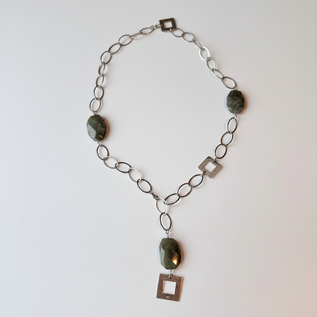 Tripel Labradorite Halsband - Design by Brandeby
