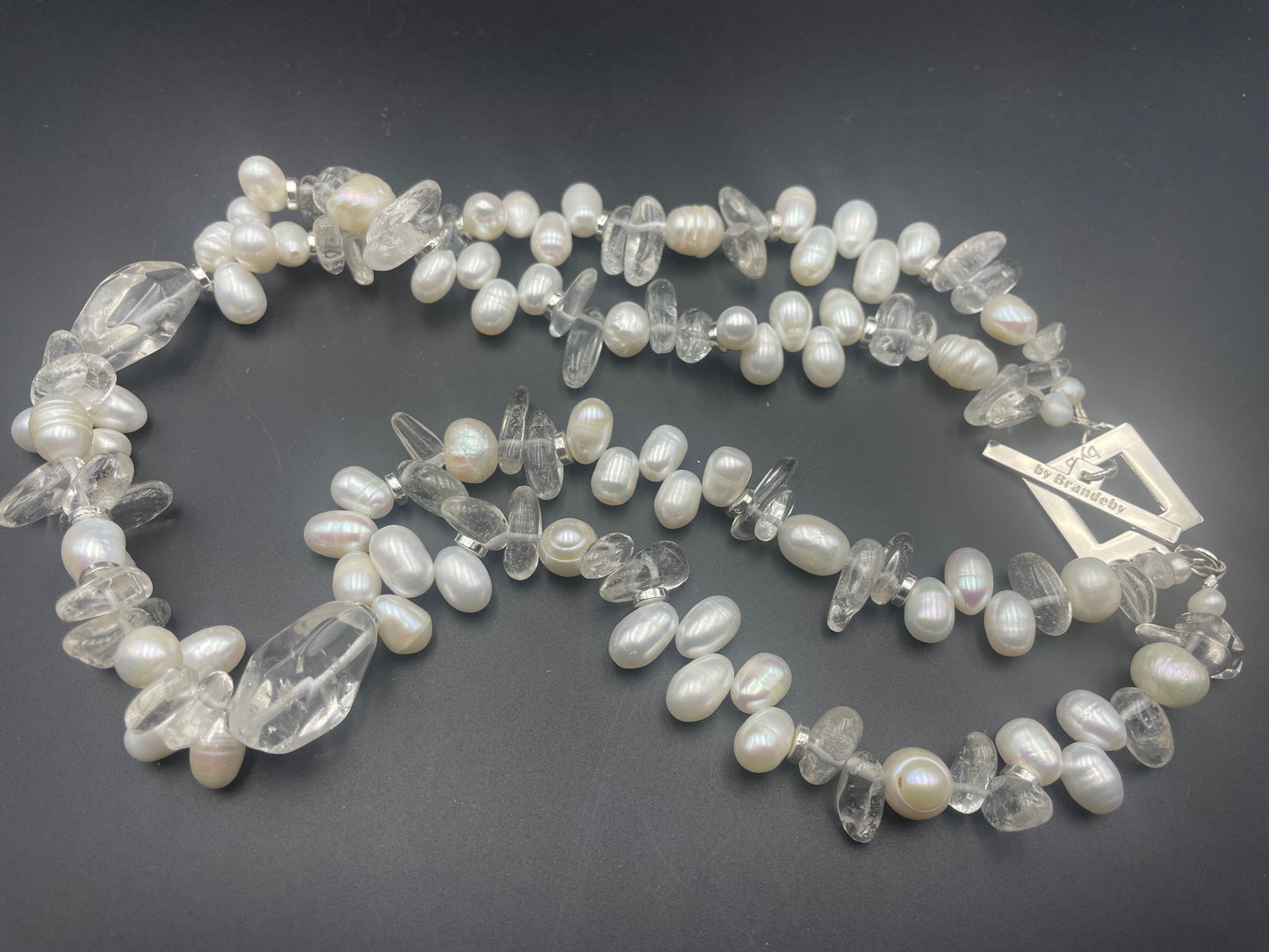 White Crystal Pearls Halsband